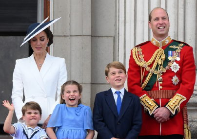 Katalin hercegné egyre jobban aggódik a gyerekeiért, ezért félti őket a nyilvánosságtól