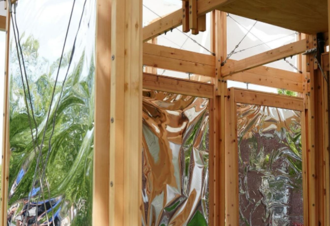 Drága és zajos klímák helyett – új megoldás, ami még a városi köztereket is lehűti