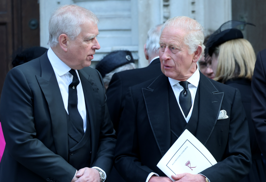 Károly király döntése mindenkit sokkolt – újabb csapást mért András hercegre