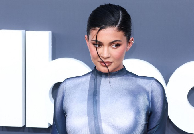 Kylie Jenner szülése óta komoly fájdalmakkal él