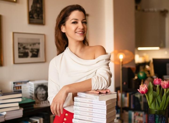 Szabados Ági, Nincs időm olvasni kihívás (NIOK) alapító, televíziós műsorvezető