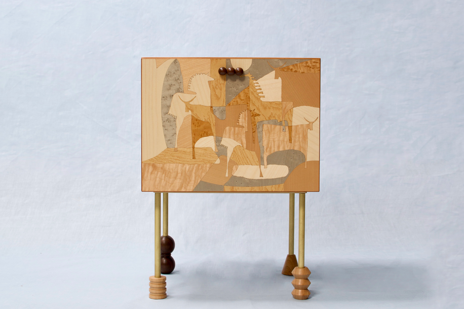 VUUV Works: Cherry Herd intarziás éjjeliszekrény