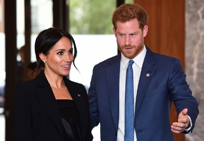 Leleplezték Meghan Markle-t, furcsa jelet küldött a szakértők szerint a testbeszédével