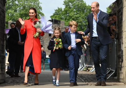 Amíg Katalin hercegné kórházban van, Vilmos herceg szokatlan gyereknevelési elvet követ