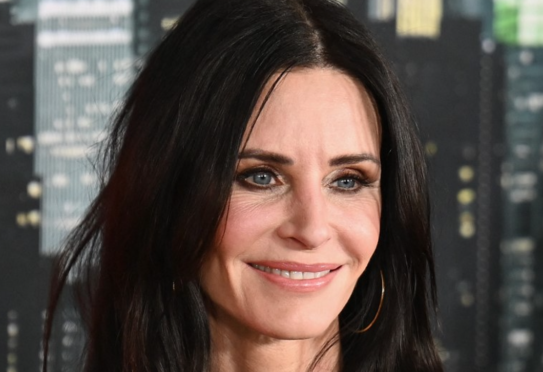 Sarokszekrény helyett bravúros megoldás – Courteney Cox gyönyörű konyháját dicsérik most a tervezők 