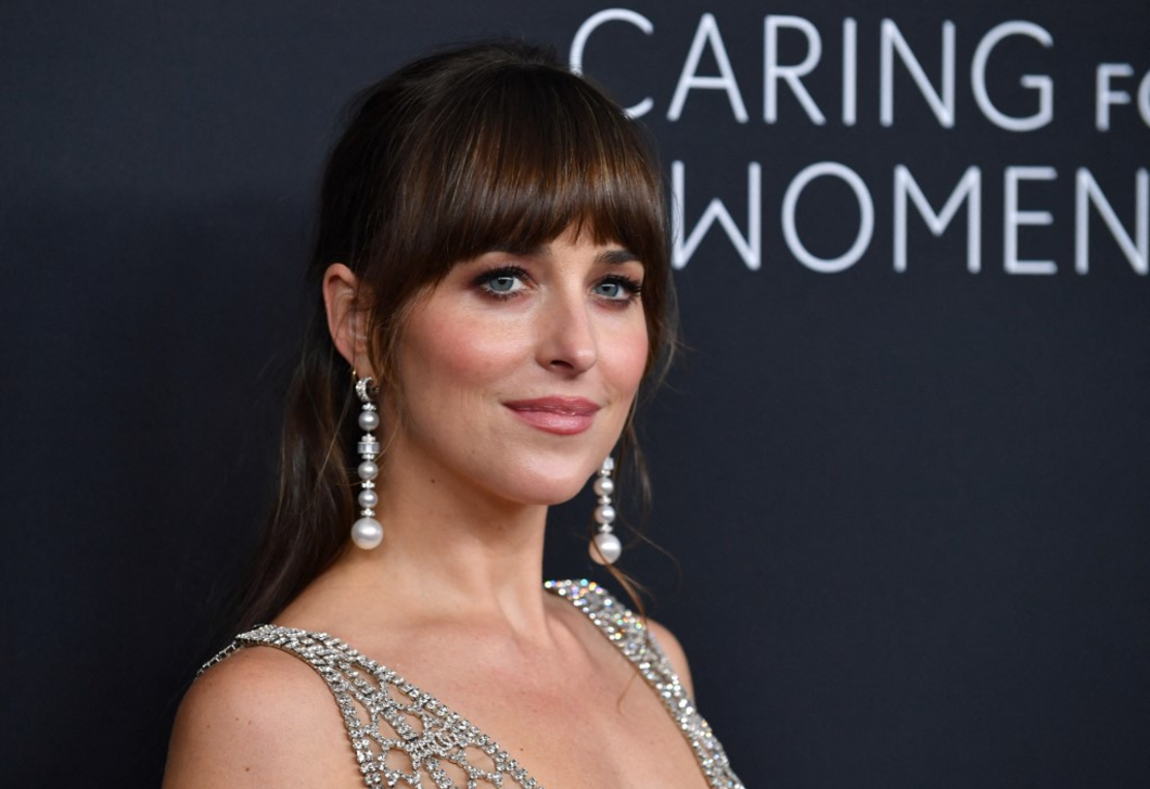 8 év után szakított Dakota Johnson és Chris Martin