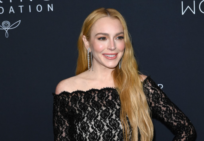 Lindsay Loha...