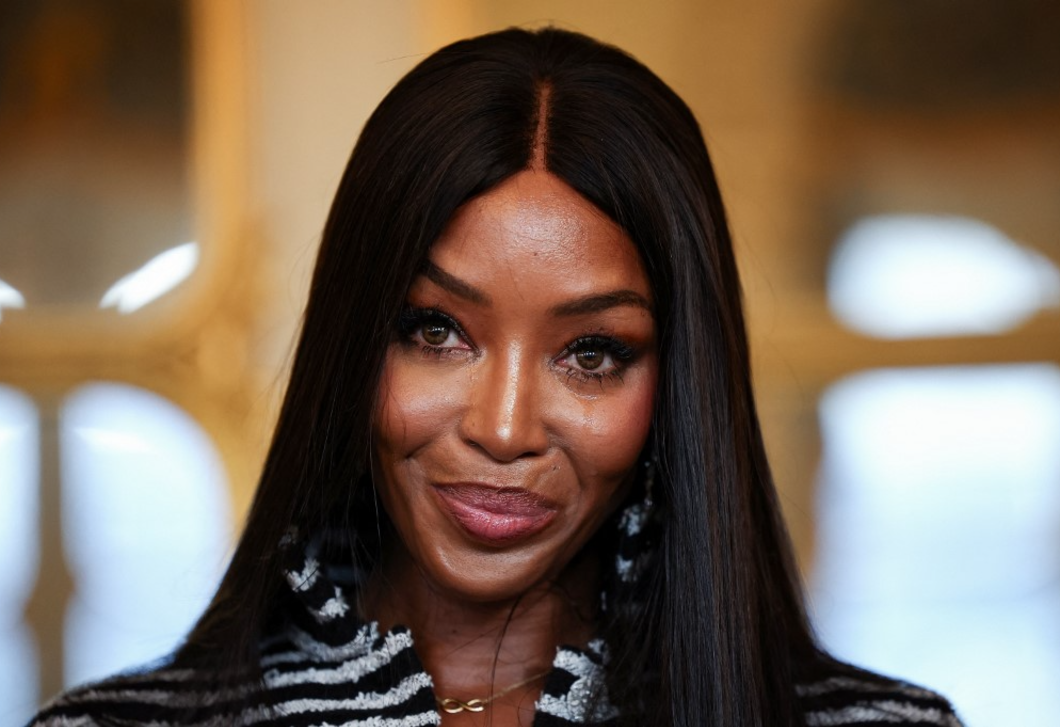 Az 54 éves Naomi Campbell soha nem látott fotókat mutatott a gyerekeiről, imádják érte az emberek