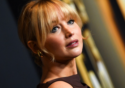 Fotók: hihetetlenül gyönyörű ruhában jelent meg a várandós Jennifer Lawrence a nyilvánosság előtt