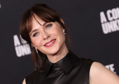 A csempe, ami hollywoodi csillogást ad – így használja Zooey Deschanel 