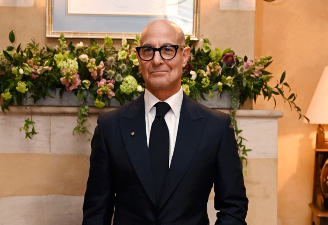 Üveges szekrények másképp – Stanley Tucci időtlen és gyönyörű kis konyhája