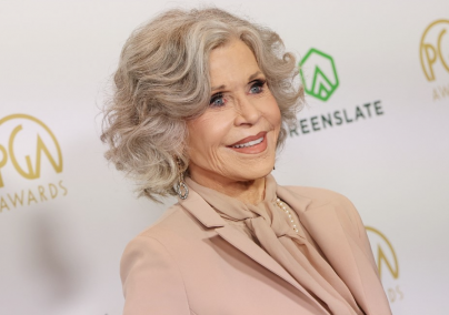 Jane Fonda nappaliját dicsérik most a tervezők – de a cipője is vagány