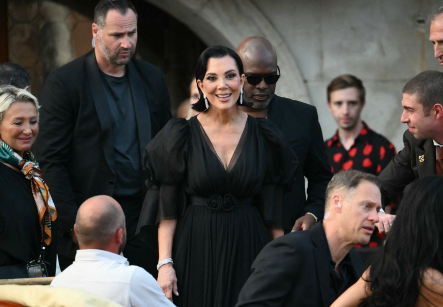 Ebben a kertben te is szívesen átvészelnéd a nyarat – Kris Jenner pompás hátsó udvara, főkép