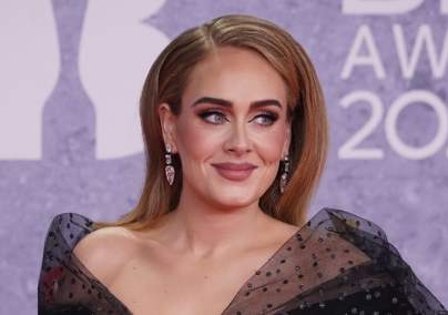 Adele minimalista kertje ettől annyira különleges egész évben