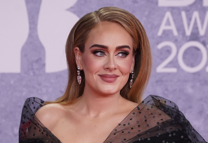 Adele minimalista kertje ettől annyira különleges egész évben