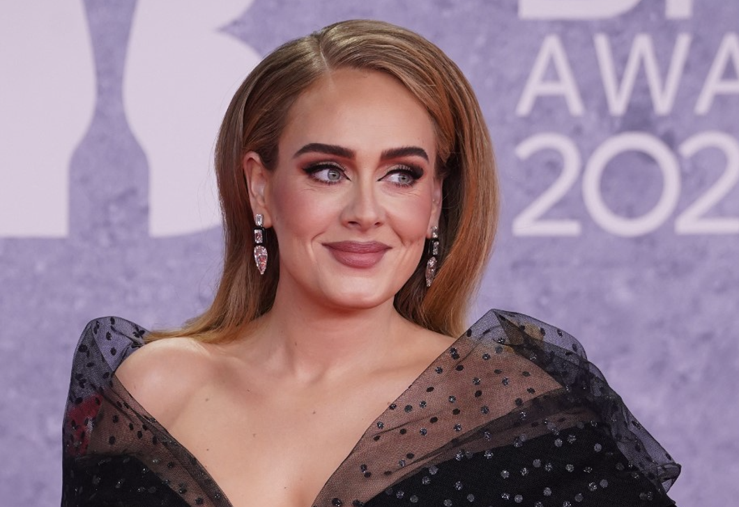 Adele minimalista kertje ettől annyira különleges egész évben