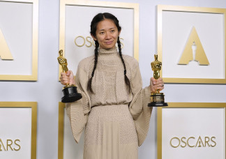 Bemutatkozik a második női Oscar-díjas rendező: Chloé Zhao