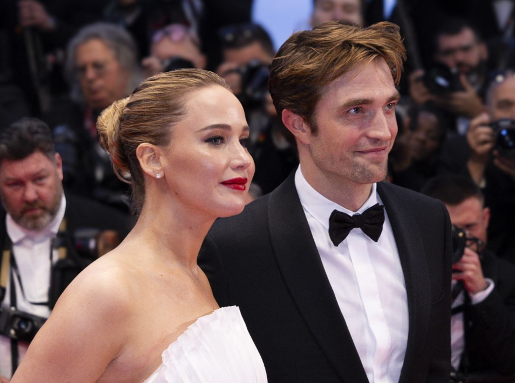 Ezt vallotta be a szülői létről Jennifer Lawrence és Robert Pattinson Cannes-ban
