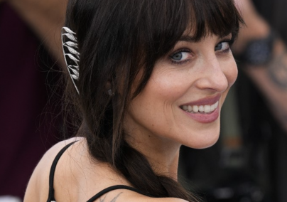 Egyszerű, de nagyszerű: Dakota Johnson frizurája mindent vitt Cannes-ban