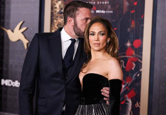 Fotók: Jennifer Lopez és Ben Affleck csókjáról beszél most mindenki