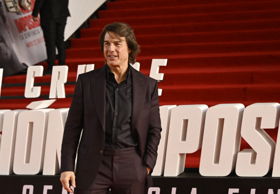 Kézen fogva kapták lencsevégre Tom Cruise-t és Ana de Armast, főkép