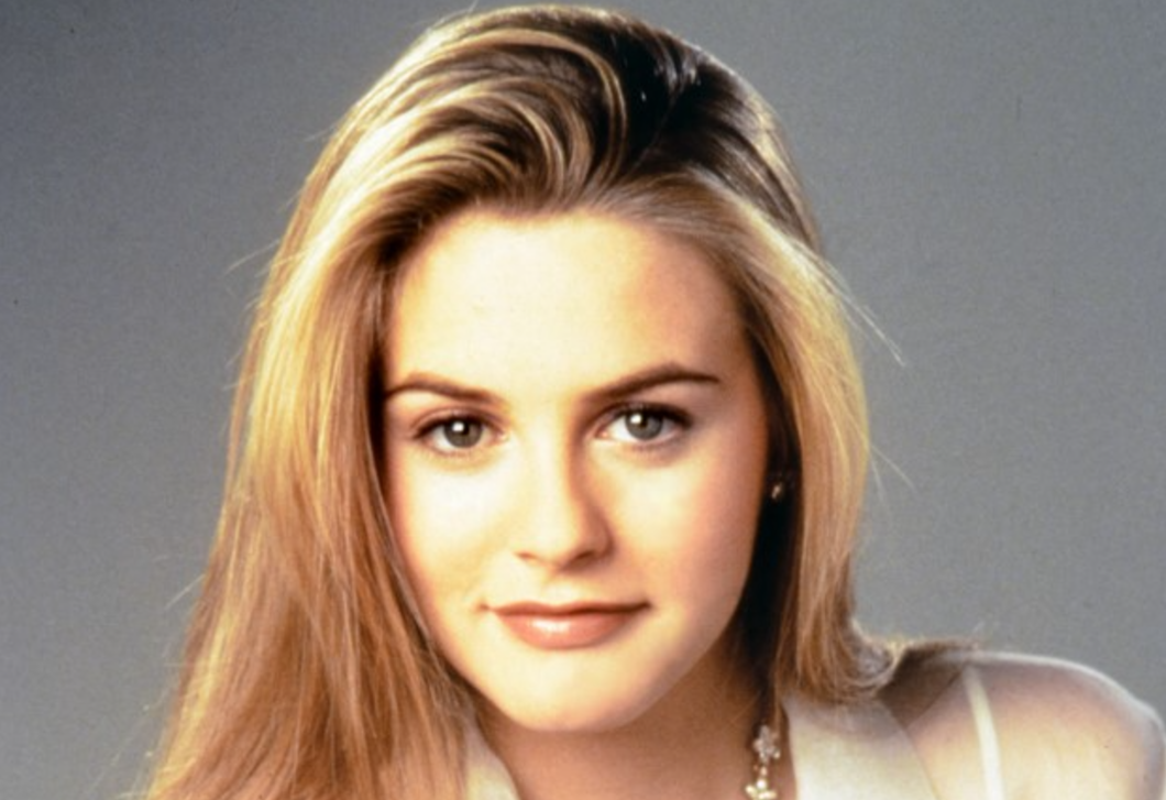 A fa mindig jó választás – ha élvezni akarod a kerted, kövesd Alicia Silverstone példáját