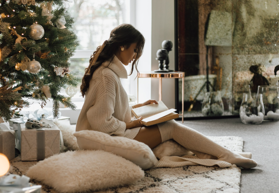 Napi horoszkóp, 2025. december 19.: Az Ikrek beszéljen a felettesével , a Szűz álljon ki magáért, főkép