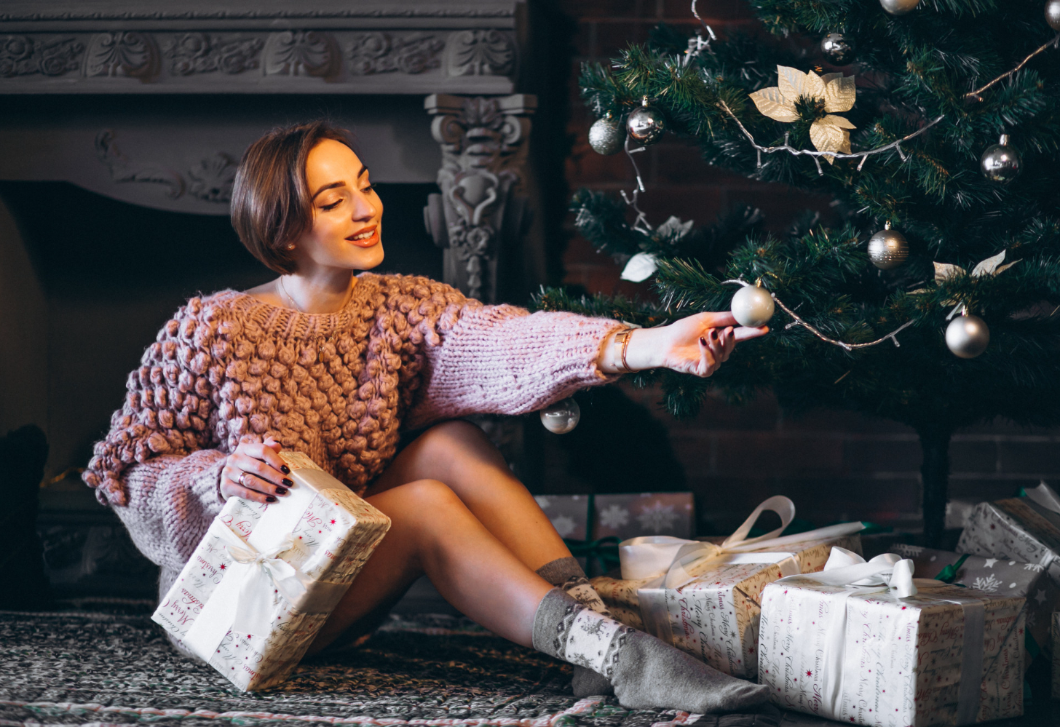 Napi horoszkóp, 2025. december 25.: A Nyilas ne féljen a szerelemtől, a Bak jó híreket kap