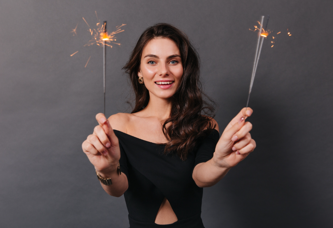 Napi horoszkóp, 2025. december 30.: A Mérleg lépjen ki a komfortzónájából, a Skorpió legyen kitartó