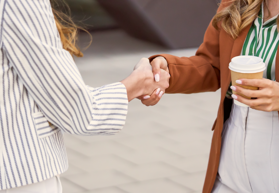 3 nem nyilvánvaló dolog, ami alapján az emberek már az első találkozáskor megítélnek, főkép