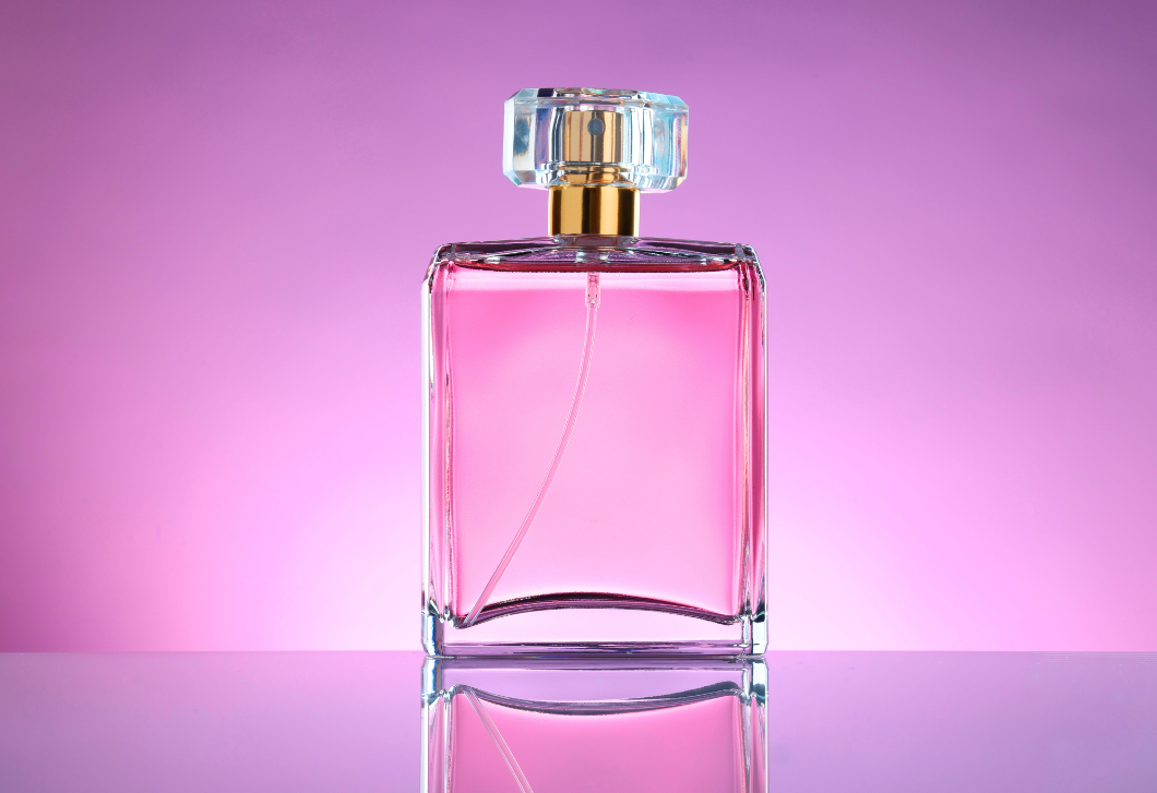  3 klasszikus parfüm, amit a nők még mindig imádnak