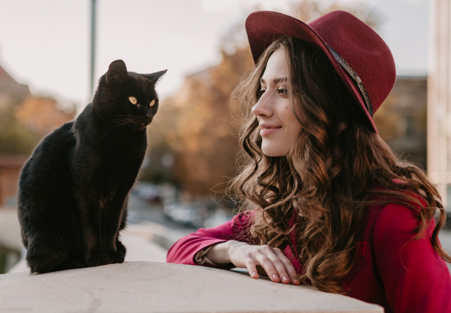 Napi horoszkóp, 2025. október 30.: Az Oroszlán különleges ajándékot kap, a Bak rendezze kapcsolatát egy barátjával, főkép