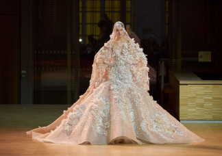 Ez igen! A legmegkapóbb esküvői ruhák az haute couture divathétről