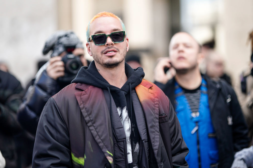 Elnézést kért a színes bőrűeket sértő klipje miatt J Balvin