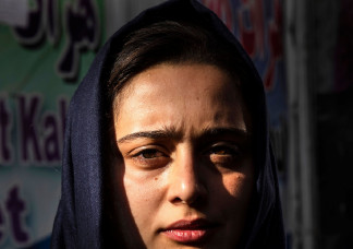 Eltűntek a nők Kabul utcáiról, rettegve várják a sorsukat