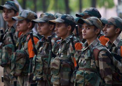 Megnyílnak az elit katonai akadémia kapui az indiai nők előtt