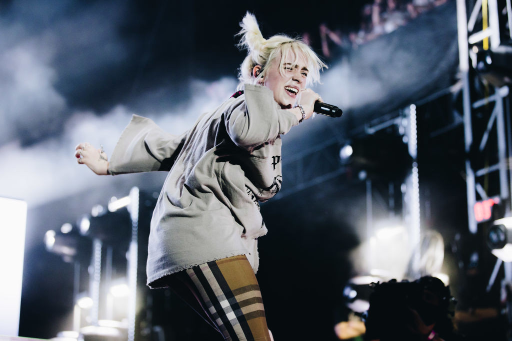 A Glastonbury legfiatalabb sztárfellépője lesz Billie Eilish