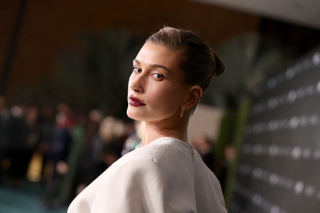 Most már biztos: saját szépségápolási márkát indít Hailey Bieber