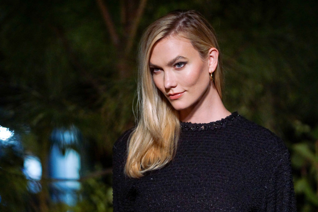 Az anyaság kihívásairól vallott Karlie Kloss