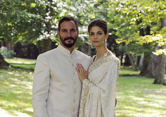 Titokzatos perzsa herceg rabolta el a szupermodell szívét