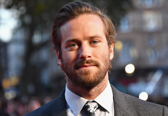 „Azt mondta, hogy 100 százalékban kannibál” - Kamerák előtt vallottak Armie Hammer áldozatai