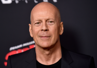 Megható felvételek láttak napvilágot a súlyos betegséggel küzdő Bruce Willisről és a családjáról