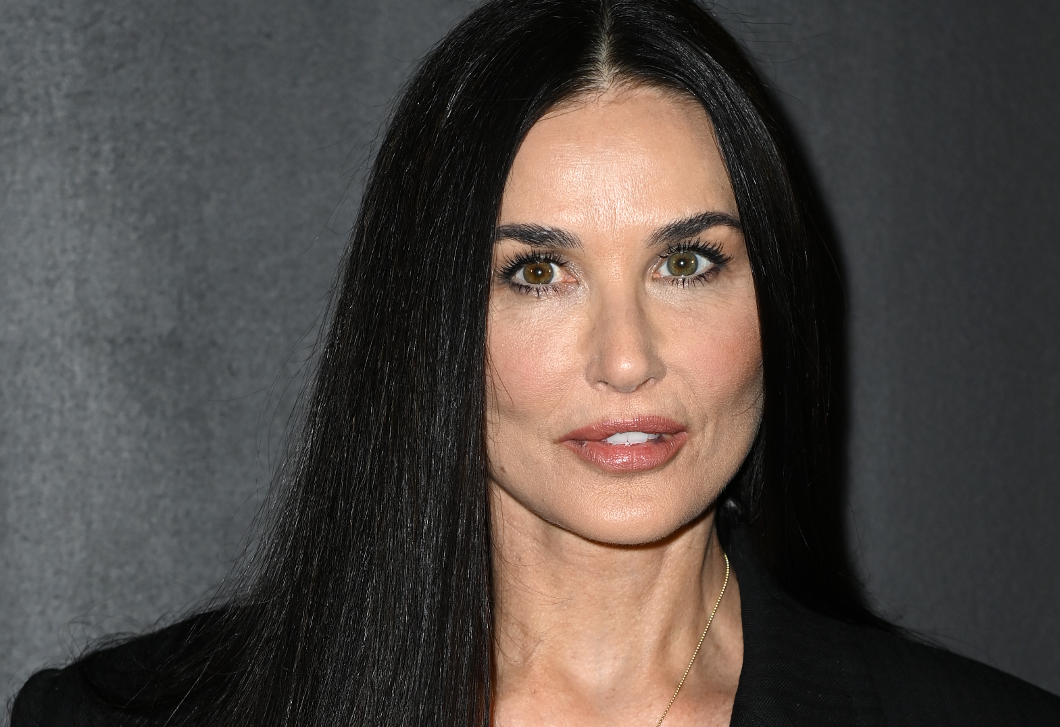 Demi Moore fürdőruhás fotóval robbantotta fel az internetet