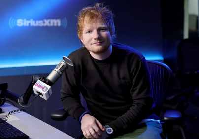 Megérkezett Ed Sheeran új dala, így tiszteleg a felesége és a barátja előtt