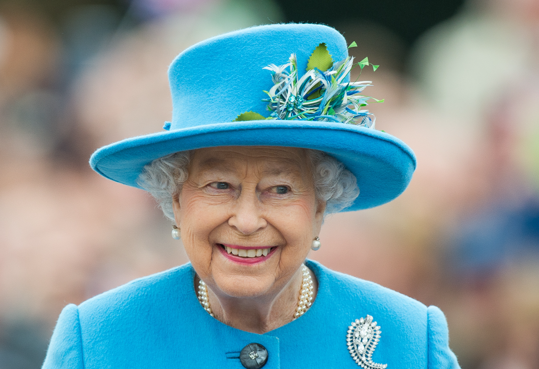 Meglepő, hogy kivel kötött barátságot II. Erzsébet királynő