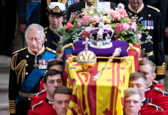 A 10 legmeghatóbb fotó Erzsébet királynő temetéséről
