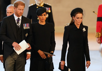 Katalin hercegné és Meghan Markle ezért visel gyöngyékszereket a gyászidőszakban