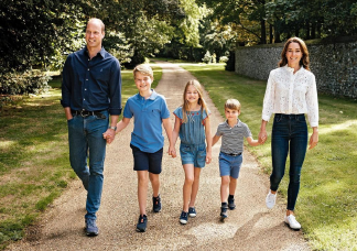 Katalin hercegné családi fotóitól mindenkinek könny szökik a szemébe