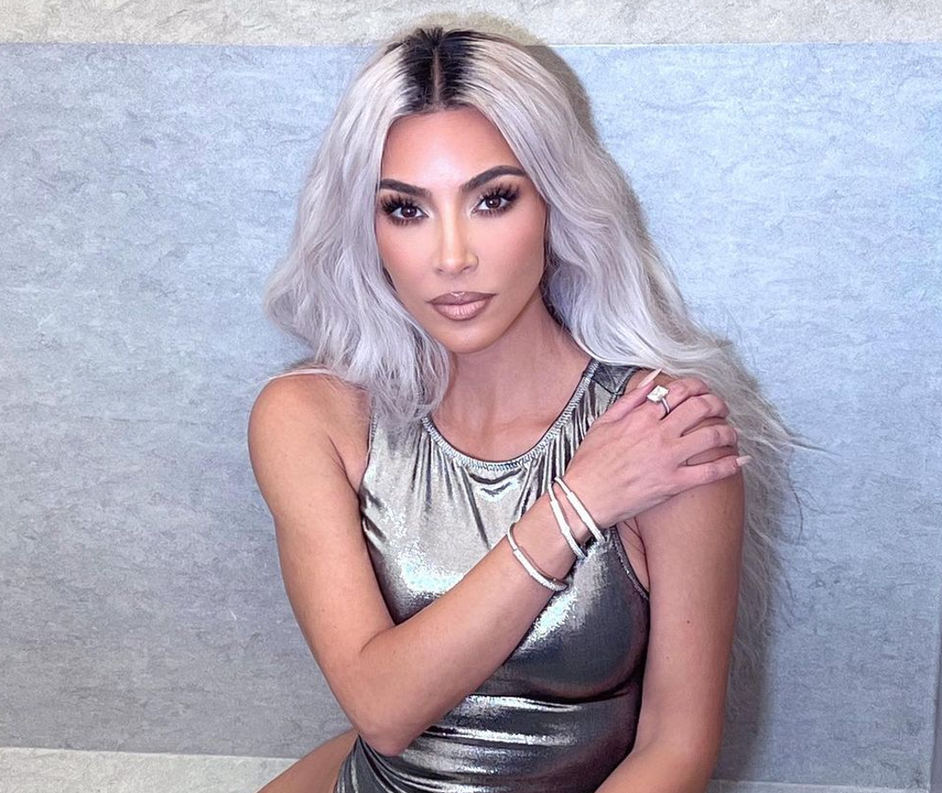 Kim Kardashian 3 milliós táskája kiakasztotta a rajongókat 