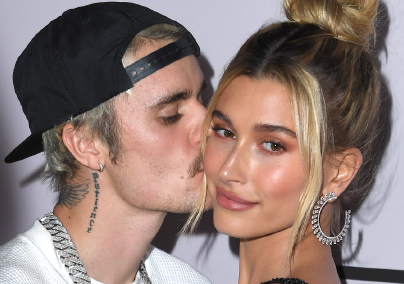 Hailey Bieber elárulta, hogy Justin Bieberrel beengednének-e egy harmadikat az ágyukba